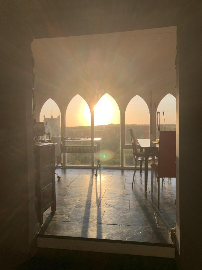 St Davids Gin & Kitchen - The Cathedral Villas Exteriör bild
